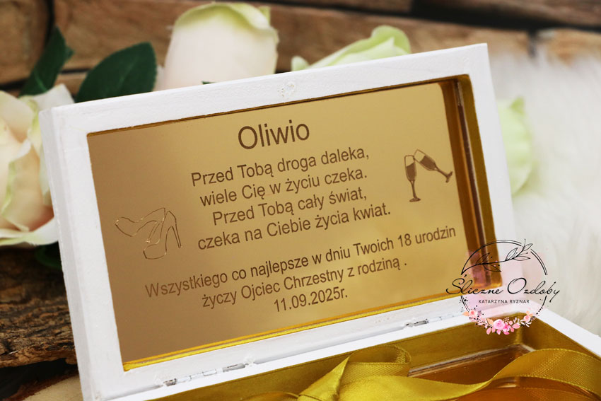 Drewniane Pudełko Koperta na pieniądze prezent personalizowany na 18, 20, 30, 40, 50, 60 urodziny dla kobiety - obrazek 4