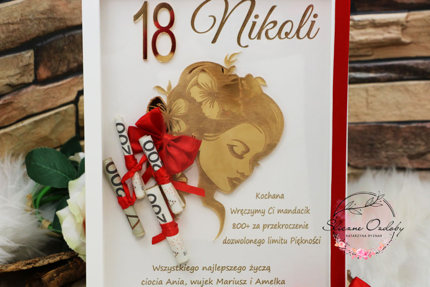 Prezent Upominek Koperta na pieniądze ramka Twoje Ostatnie 800+ na 18 Urodziny dla kobiety z dedykacją i miejscem na pieniądze - obrazek 5