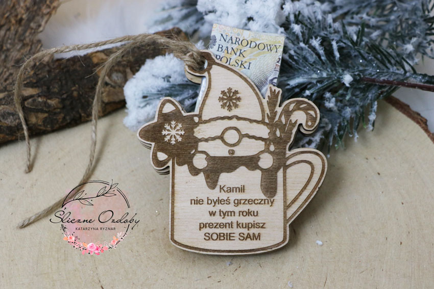Bon Mikołajkowy Świąteczny na pieniądze zawieszka dekoracja na choinkę prezent Krasnal w Kubku - obrazek 2